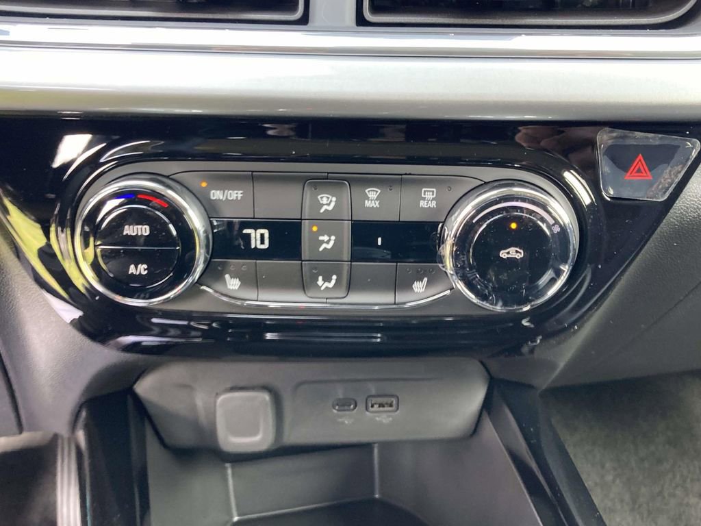 New 2026 Chevrolet Trax LT image 19