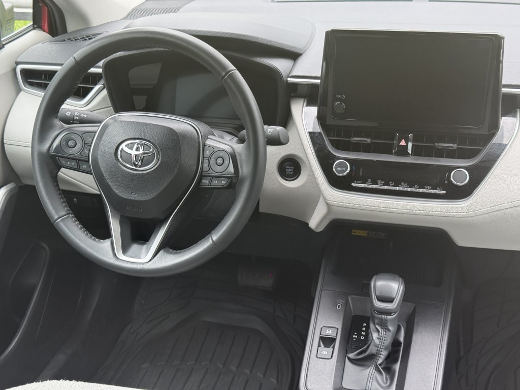 Used 2026 Toyota Corolla Cross LE FWD image 26