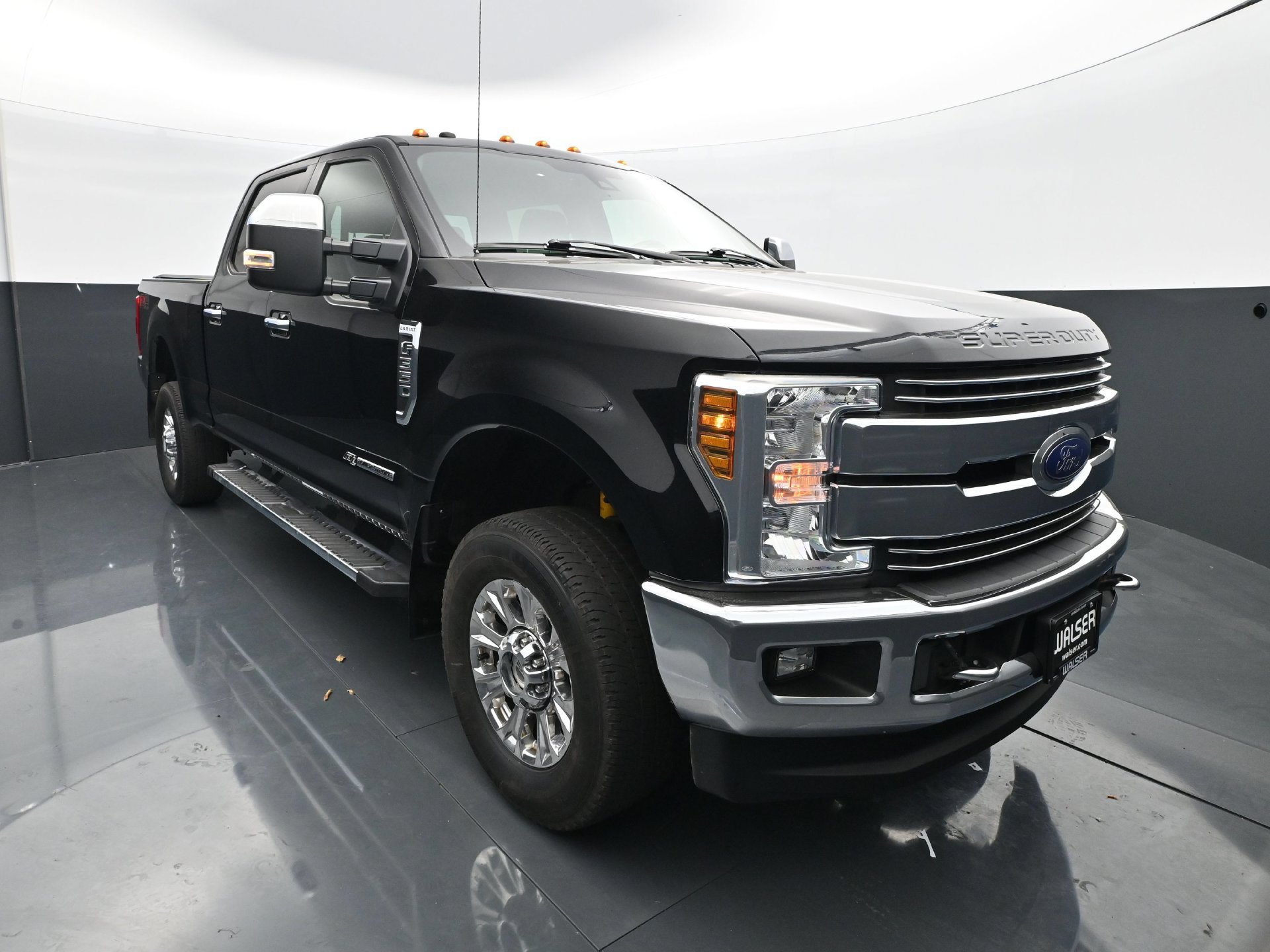 Used 2018 Ford F350 Lariat w/ Lariat Ultimate Package AWD/4WD image 11