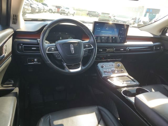 Used 2022 Lincoln Nautilus Reserve FWD image 10
