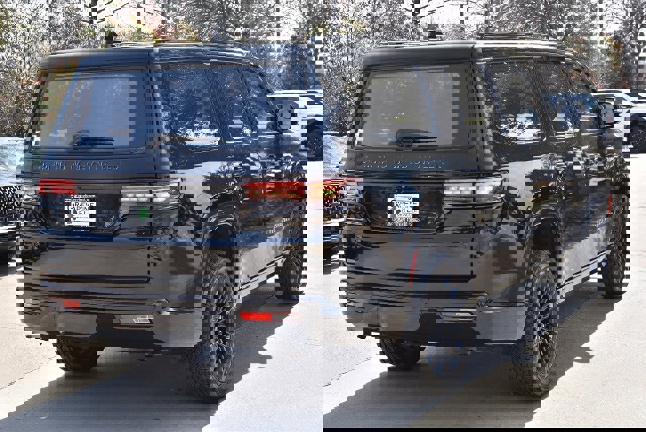 Used 2022 Jeep Grand Wagoneer Series II w/ Quick Order Packagew 28T image 8