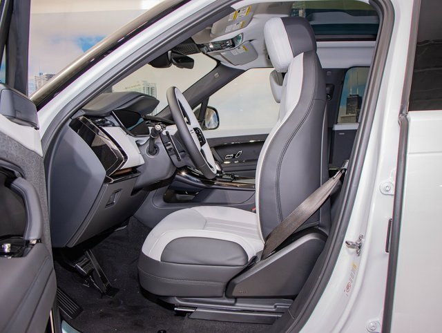 New 2025 Land Rover Range Rover Sport Dynamic SE image 20