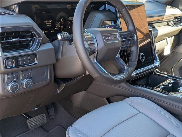 New 2026 GMC Yukon Elevation AWD/4WD image 2