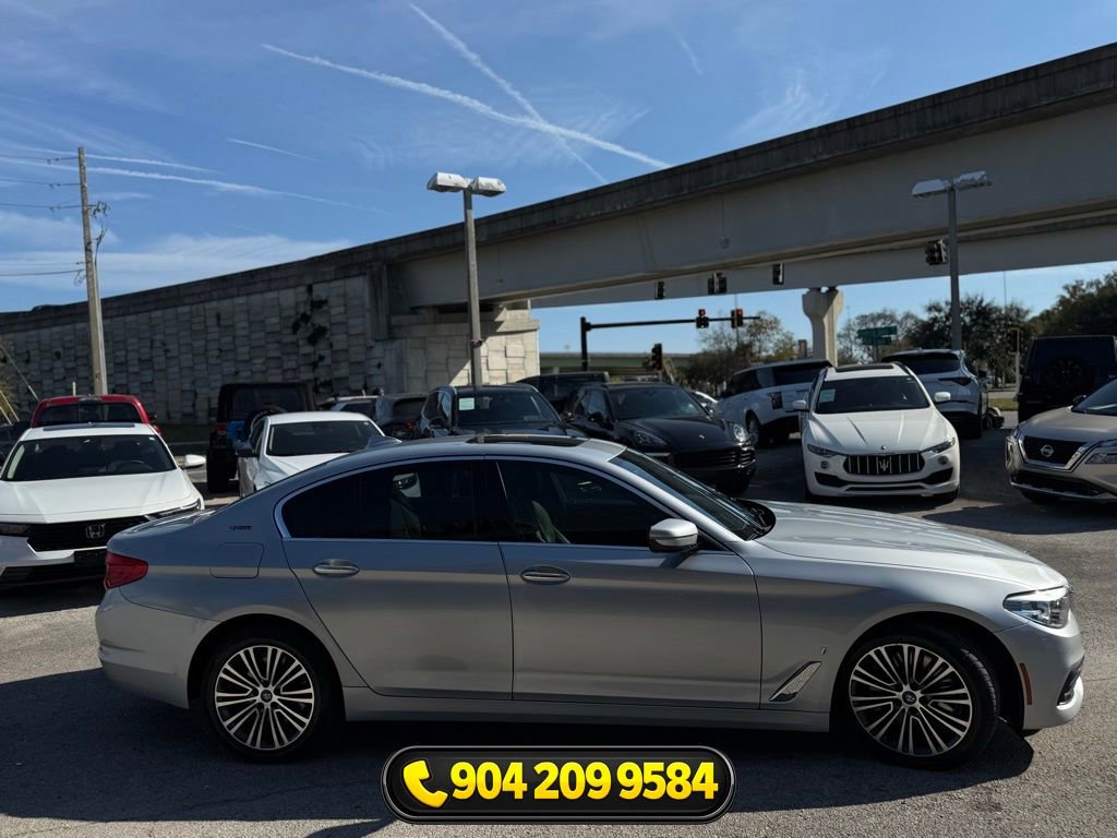 Used 2018 BMW 530e w/ Premium Package 2 RWD image 5