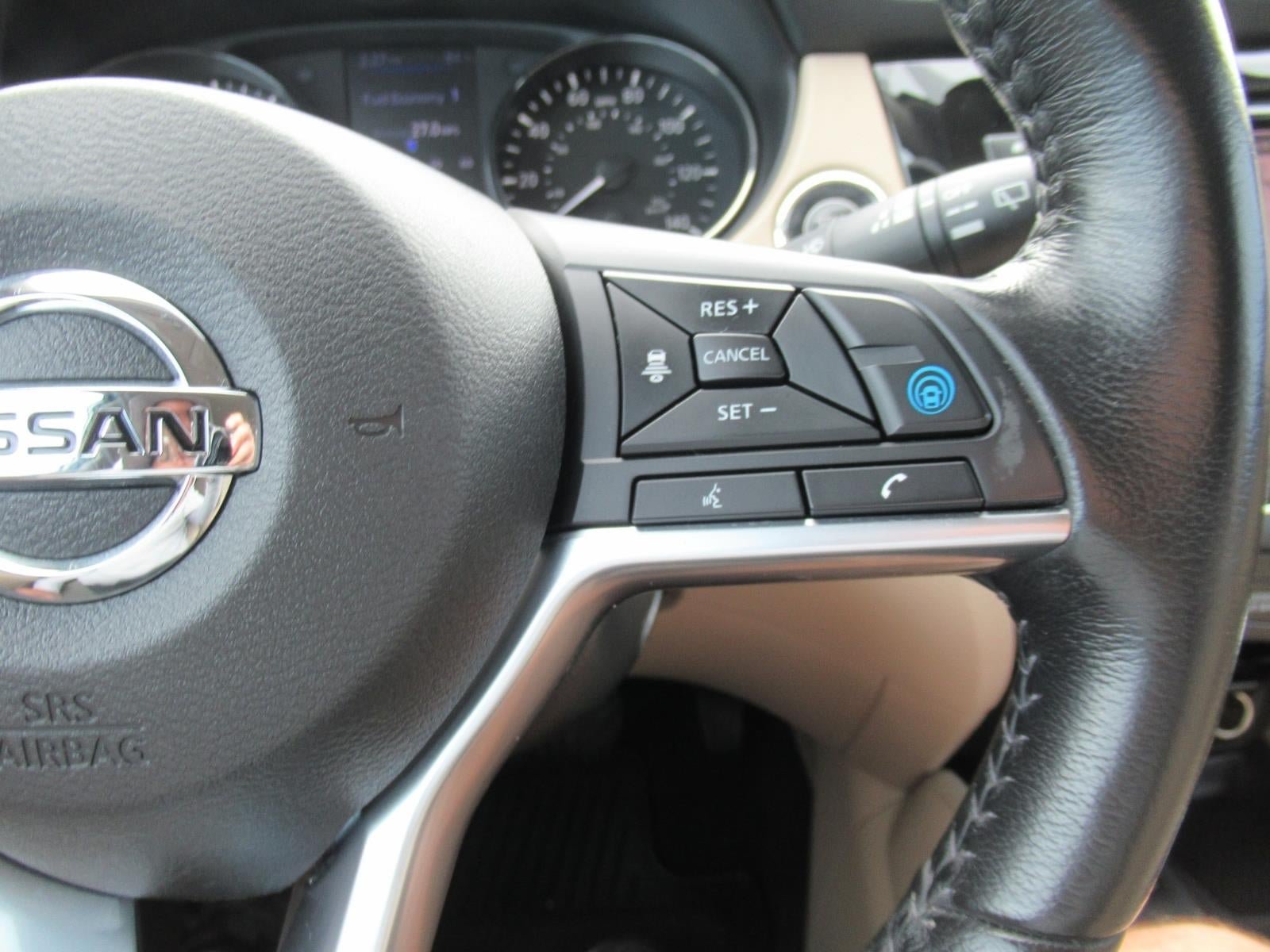 Used 2018 Nissan Rogue SL w/ Premium Package FWD image 26
