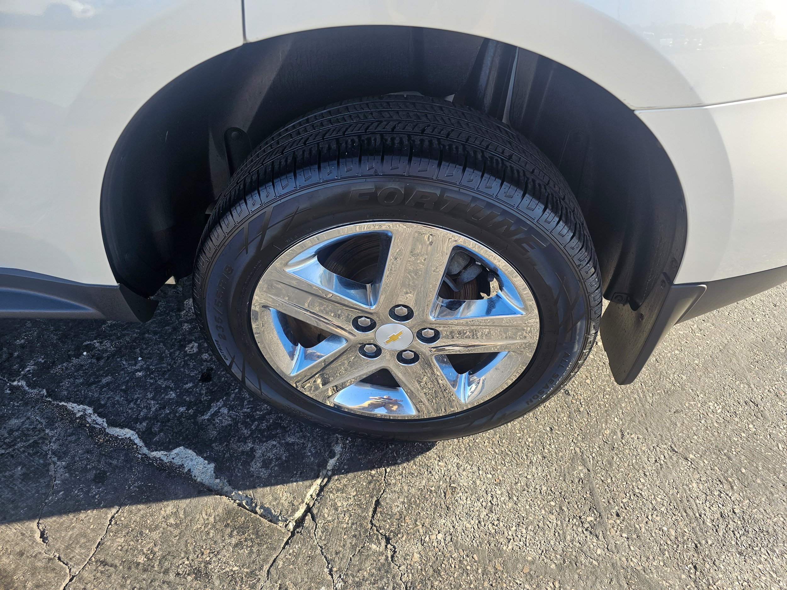 Used 2015 Chevrolet Equinox LTZ w/ LPO, Protection Package FWD image 9