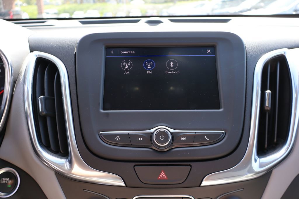 Used 2020 Chevrolet Equinox LS w/ LS Convenience Package FWD image 21