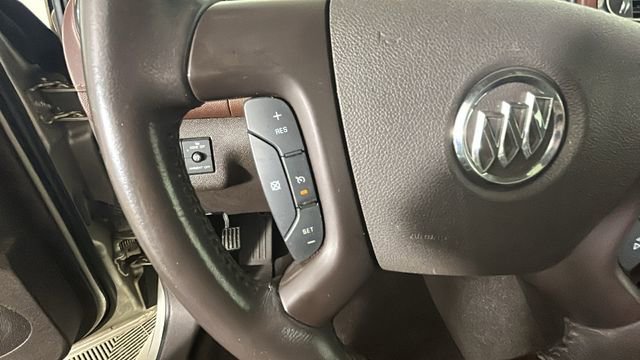 Used 2013 Buick Enclave Premium FWD image 16