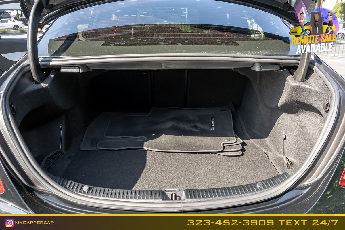 Used 2018 Mercedes-Benz C 300 Sedan image 17