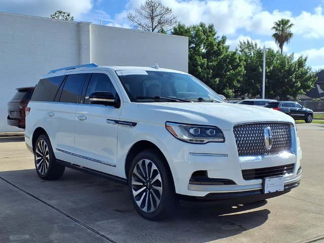 Certified 2023 Lincoln Navigator Reserve RWD image 20