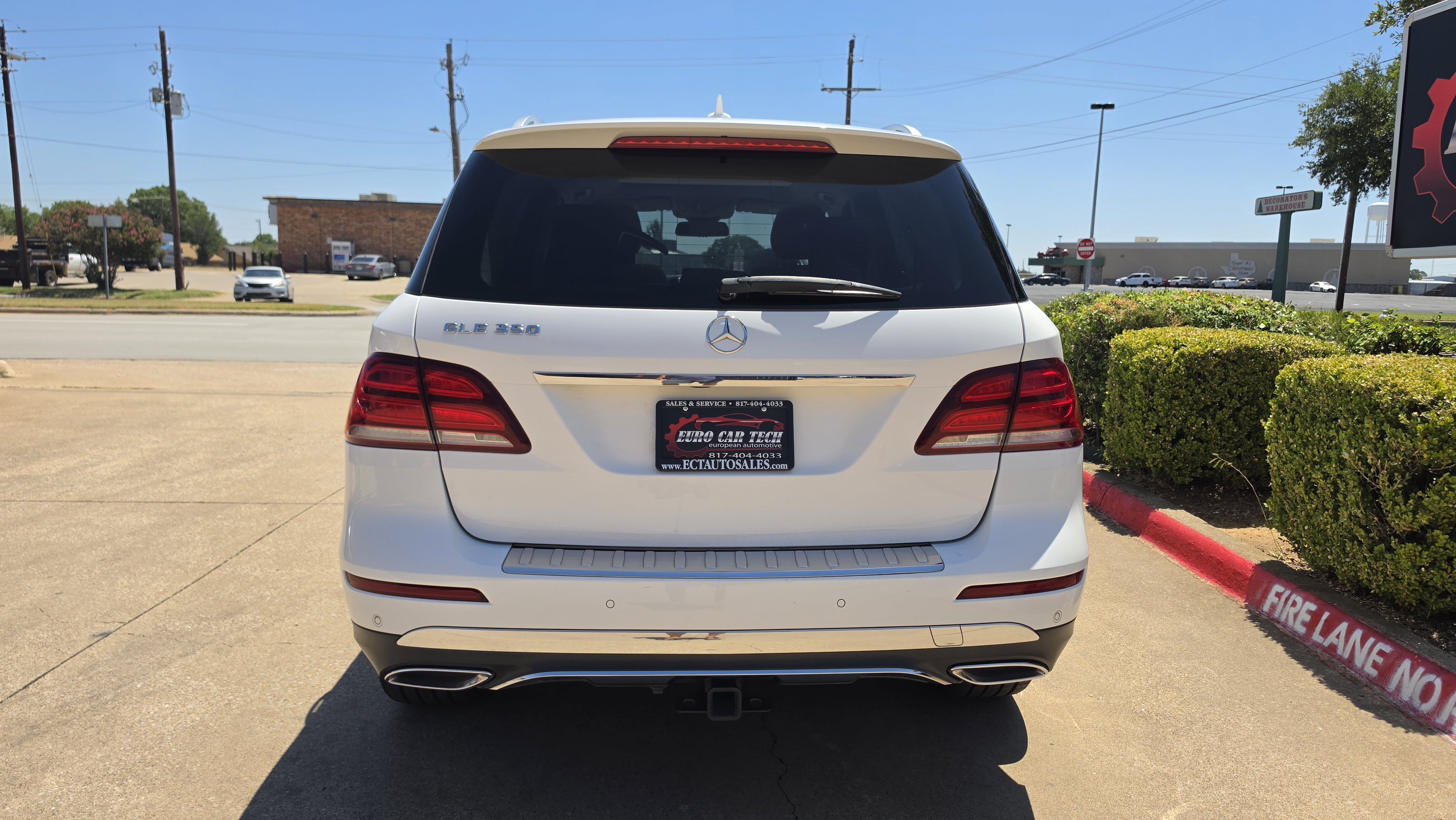 Used 2018 Mercedes-Benz GLE 350 w/ Premium 1 Package image 4