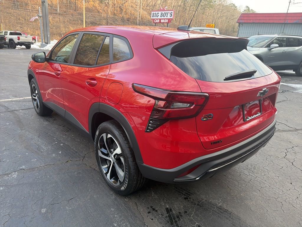 New 2026 Chevrolet Trax RS w/ Sunroof Package image 2