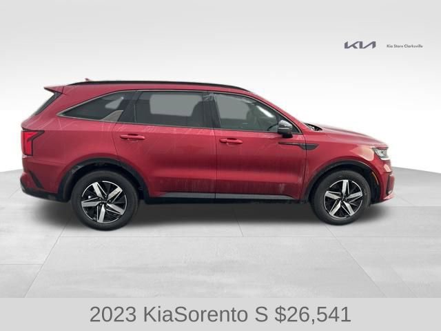 Used 2023 Kia Sorento S w/ Panoramic Sunroof Package image 8