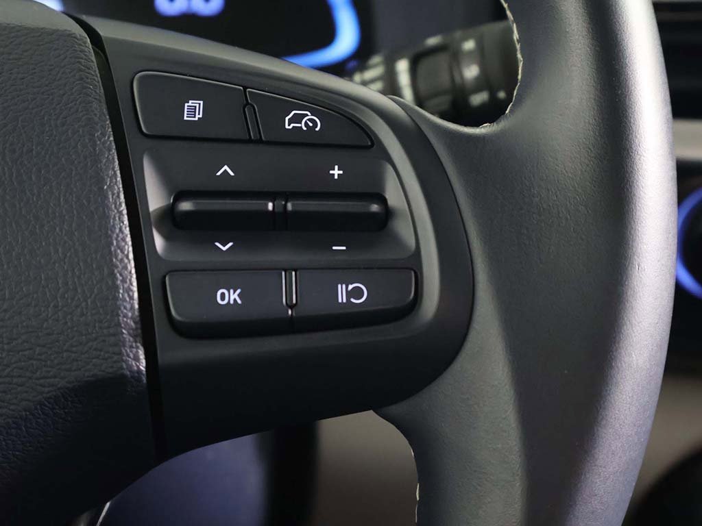 Certified 2023 Hyundai Venue Limited image 36