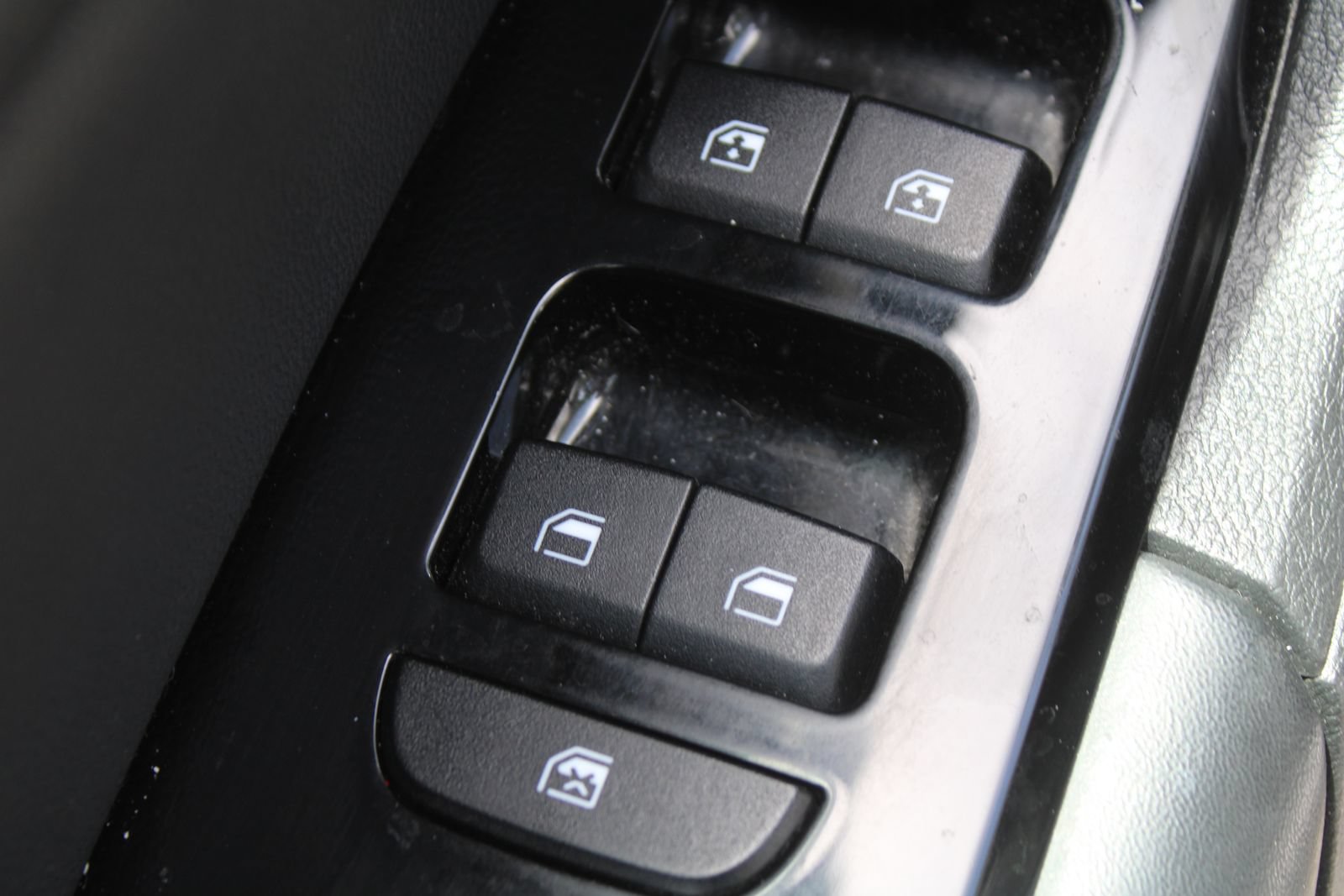 Certified 2023 Kia Sportage SX FWD image 20