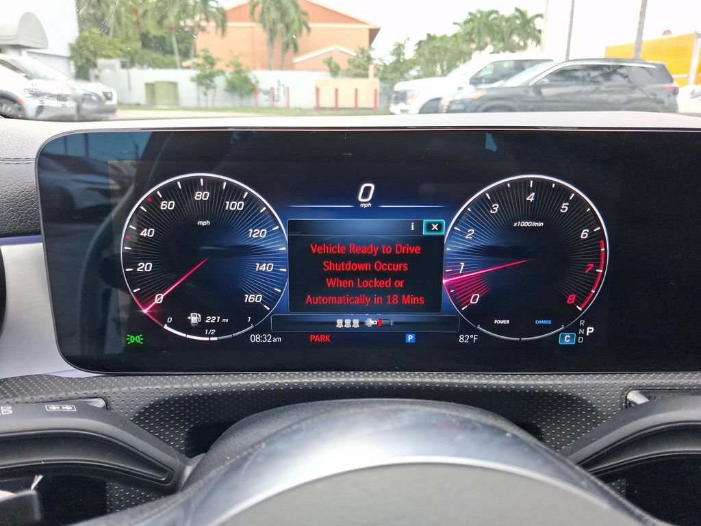 Used 2025 Mercedes-Benz CLA 250 image 21