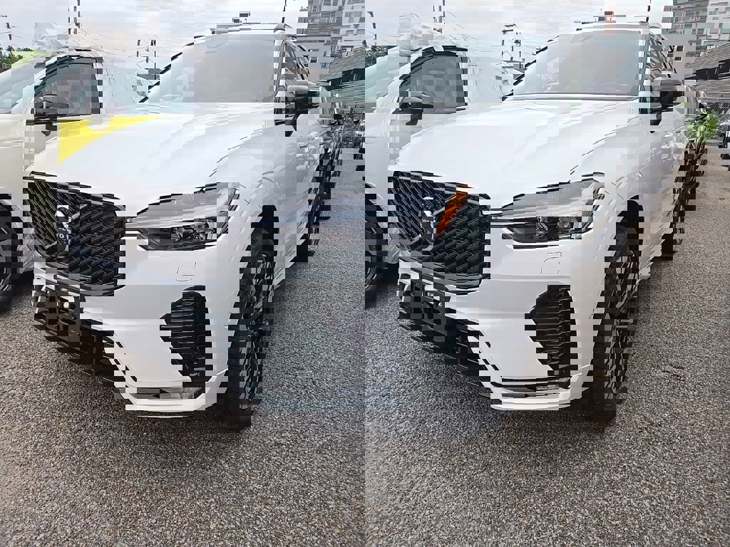 New 2026 Volvo XC60 B5 Plus w/ Protection Package Premier image 2