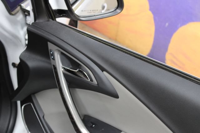 Used 2016 Buick Verano Convenience FWD image 10