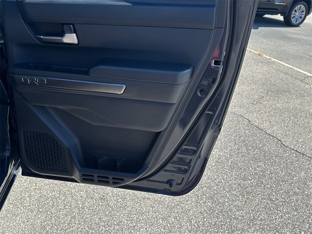 New 2025 Toyota Tacoma TRD Off-Road image 16