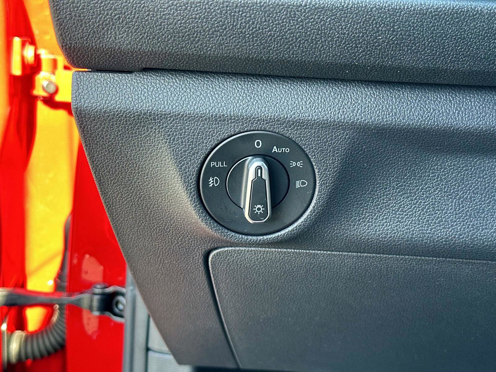 Used 2021 Volkswagen Jetta R-Line image 31