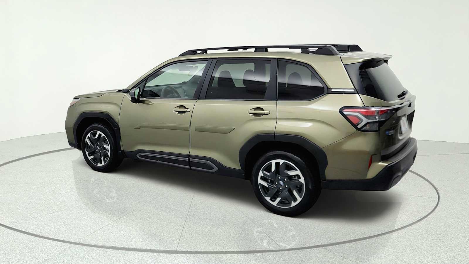 Certified 2025 Subaru Forester Limited w/ Popular Package #2 AWD/4WD image 6
