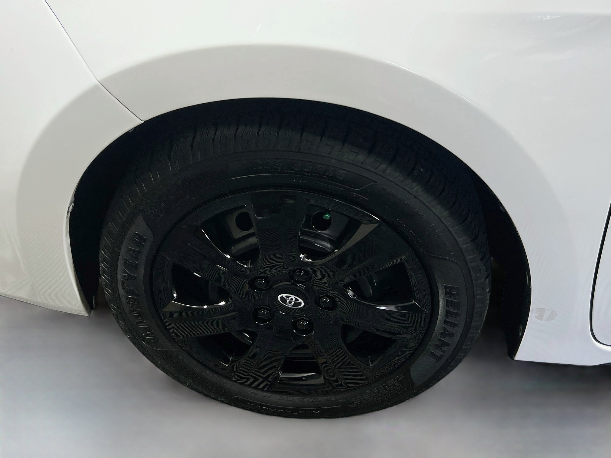 Used 2015 Toyota Corolla S FWD image 13
