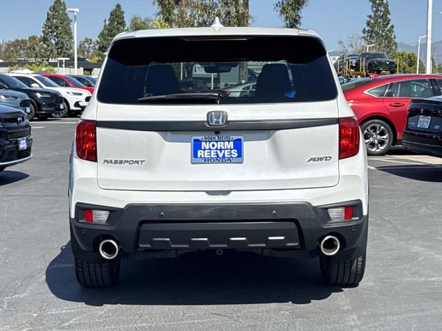 Used 2023 Honda Passport EX-L image 4