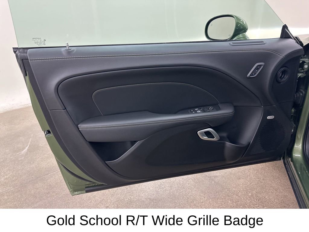 Used 2023 Dodge Challenger R/T Scat Pack image 25