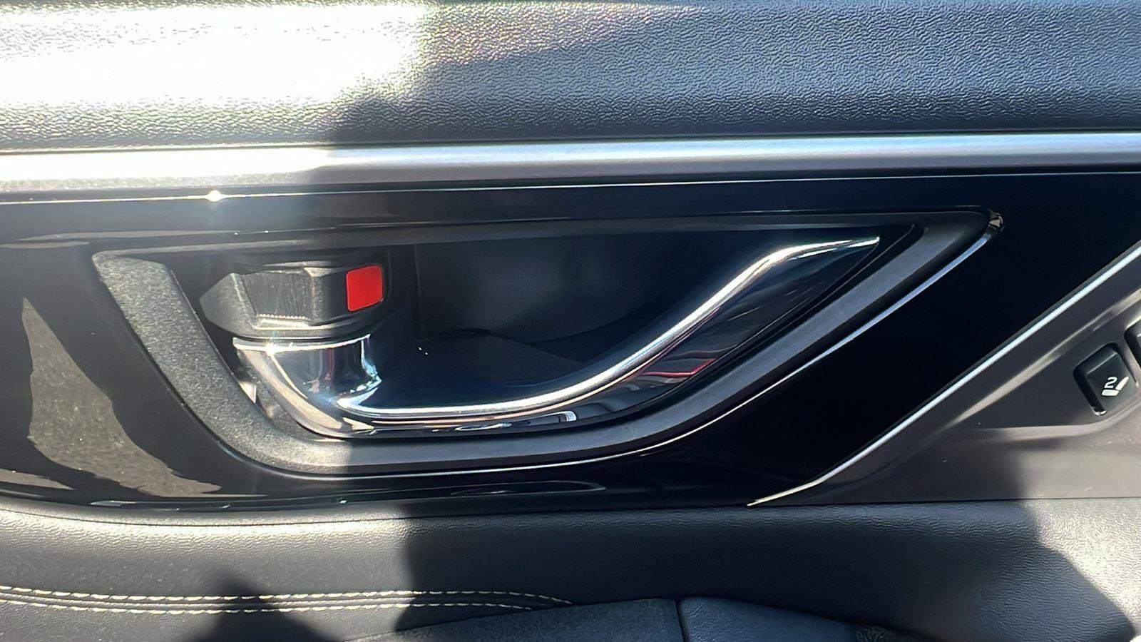 Used 2020 Subaru Outback Limited image 9