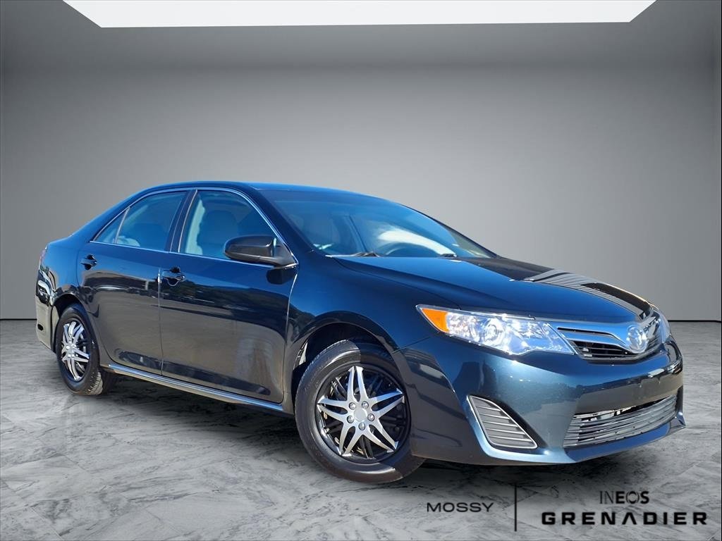 Used 2014 Toyota Camry LE