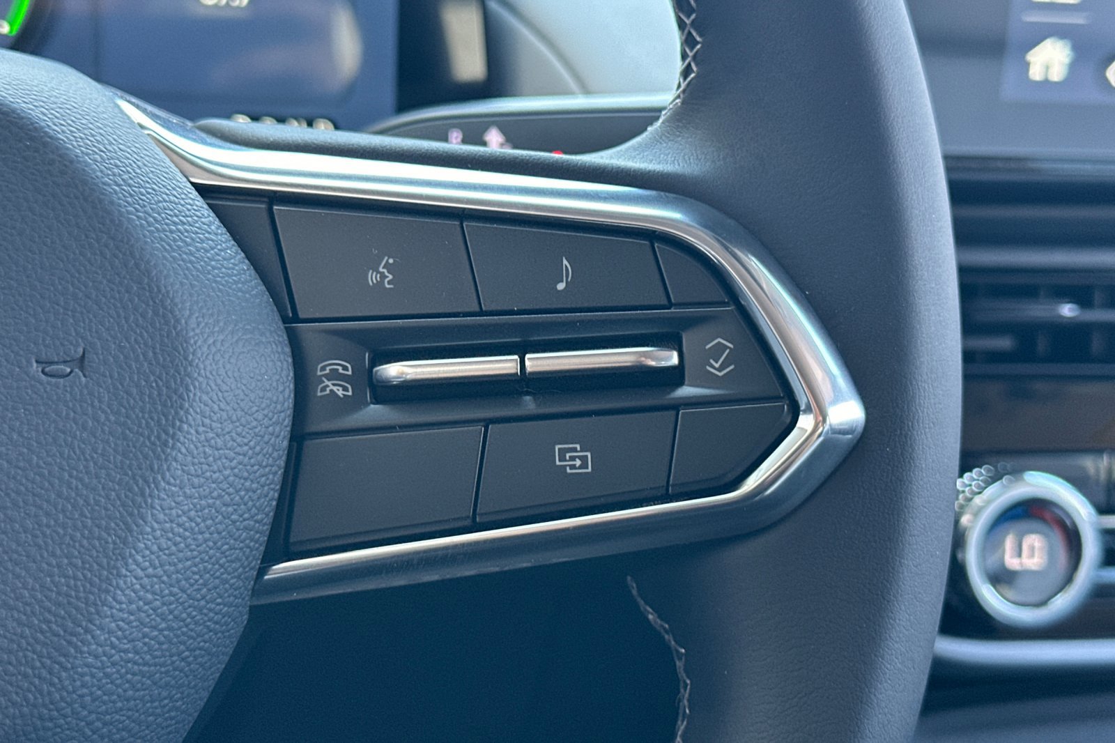 New 2025 Honda Prologue Touring image 27