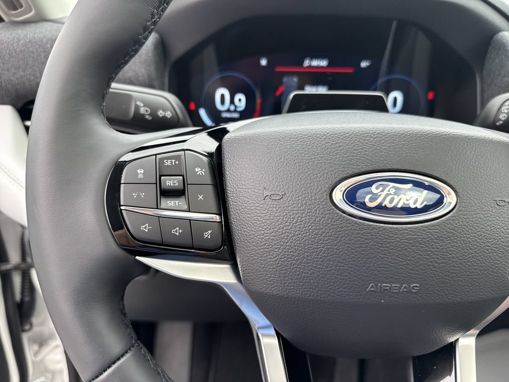 New 2026 Ford Explorer Platinum w/ LUX Leather Package AWD/4WD image 26