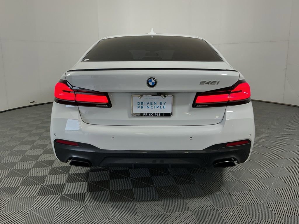 Used 2023 BMW 540i w/ M Sport Package image 6