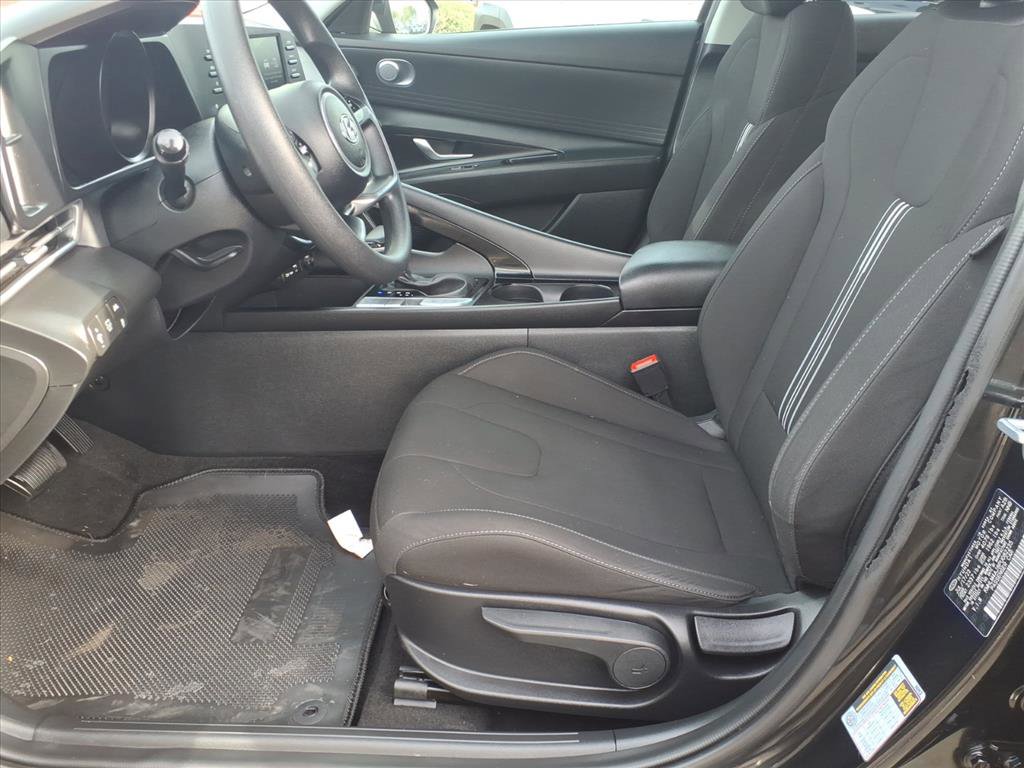 Certified 2023 Hyundai Elantra Blue image 22