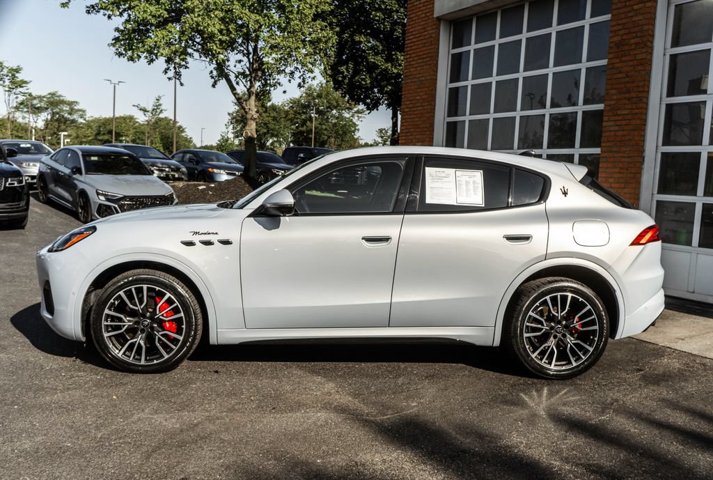 Used 2023 Maserati Grecale Modena AWD/4WD image 46