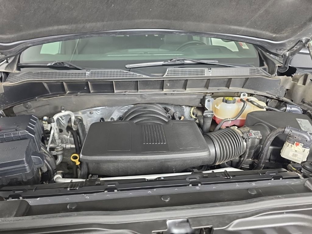 Used 2021 Chevrolet Silverado 1500 High Country w/ Technology Package AWD/4WD image 9