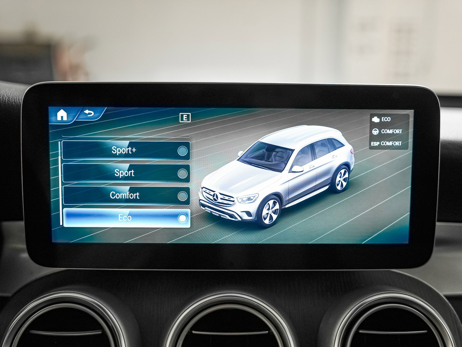 Certified 2022 Mercedes-Benz GLC 300 image 21