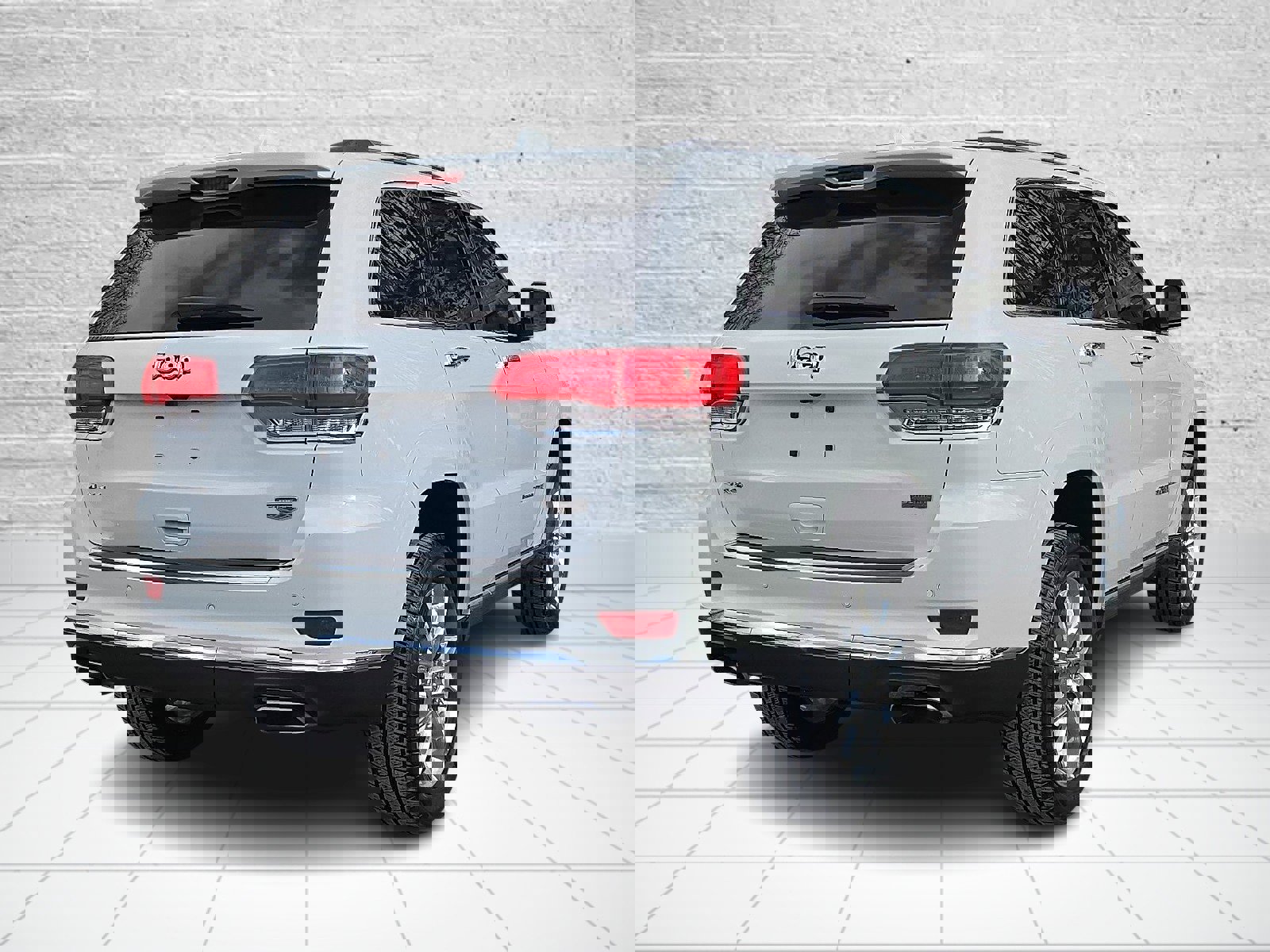 Used 2015 Jeep Grand Cherokee Summit image 6