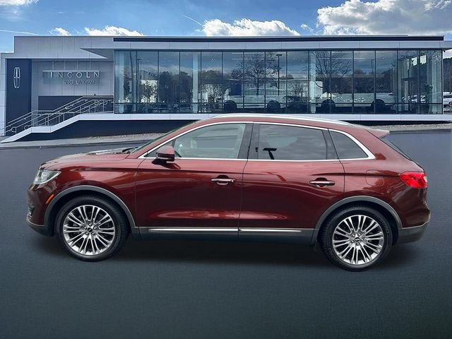 Used 2016 Lincoln MKX Reserve w/ Climate Package FWD image 4