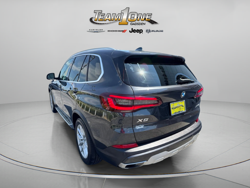Used 2023 BMW X5 xDrive40i w/ Premium Package AWD/4WD image 6