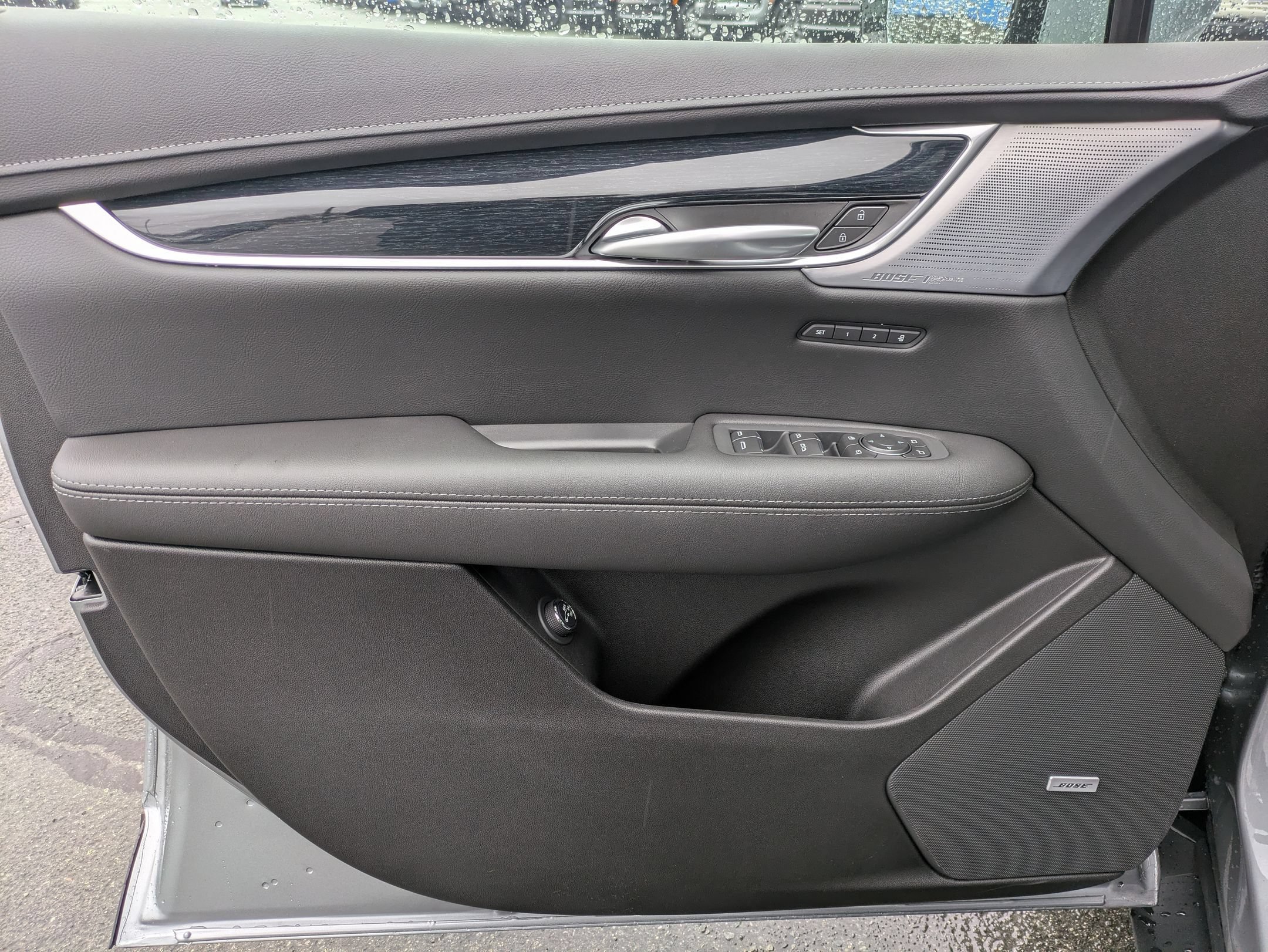 New 2026 Cadillac XT5 Premium Luxury w/ LPO, ONYX Package FWD image 11