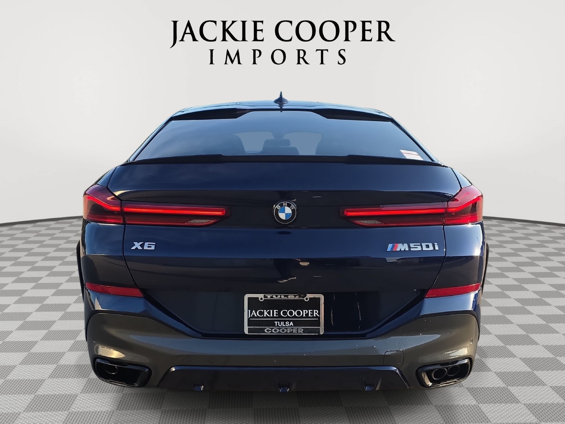 Used 2022 BMW X6 M50i w/ Executive Package AWD/4WD image 6