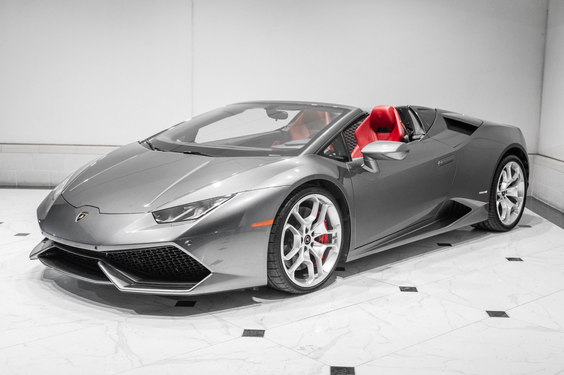 Used 2016 Lamborghini Huracan LP 610-4 image 5