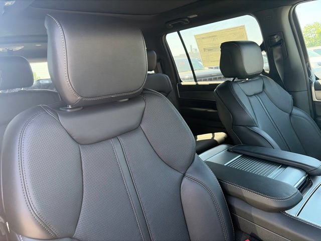 New 2026 Jeep Grand Wagoneer L Limited w/ Premium Group II AWD/4WD image 29