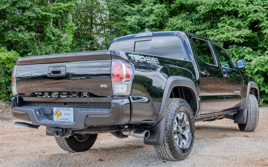 Used 2023 Toyota Tacoma TRD Off-Road w/ Technology Package AWD/4WD image 5
