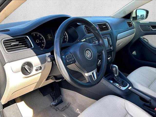 Used 2013 Volkswagen Jetta SE image 14