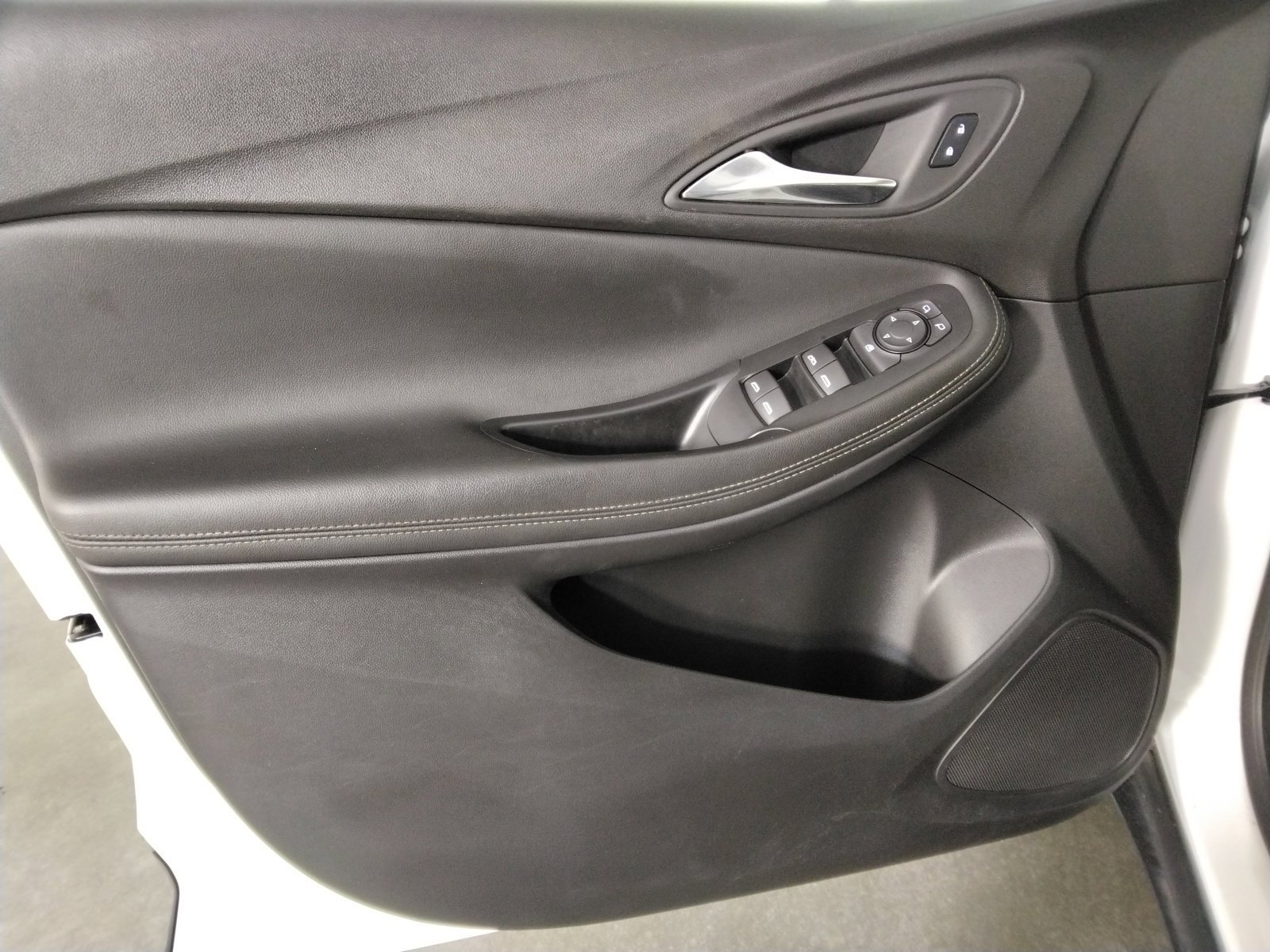 Used 2024 Buick Encore GX Preferred FWD image 22