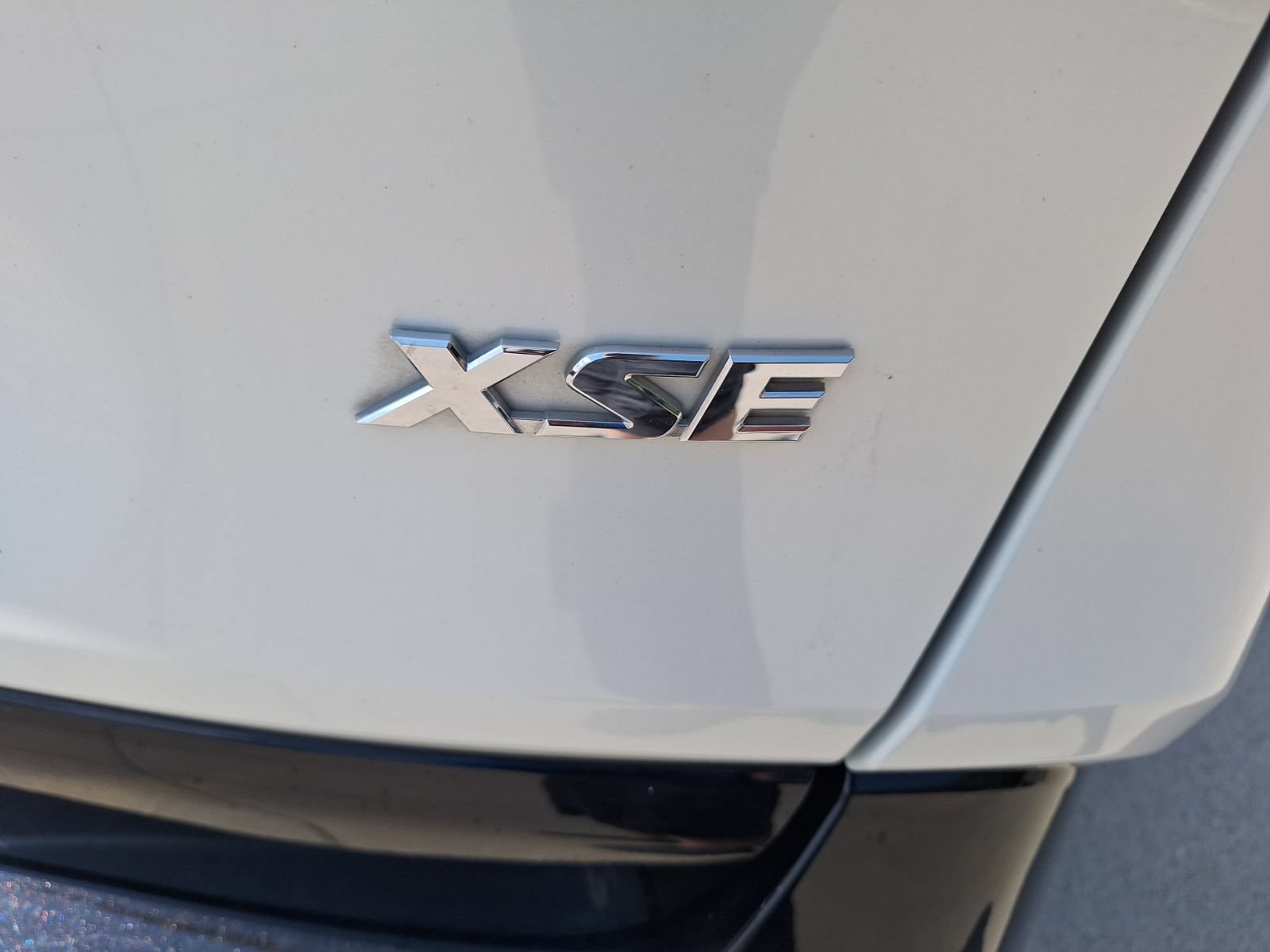 Used 2022 Toyota RAV4 XSE AWD/4WD image 12