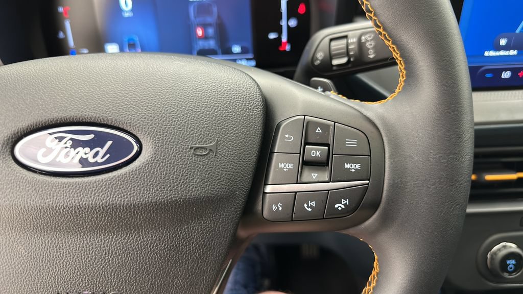 Used 2025 Ford Maverick Tremor AWD/4WD image 23