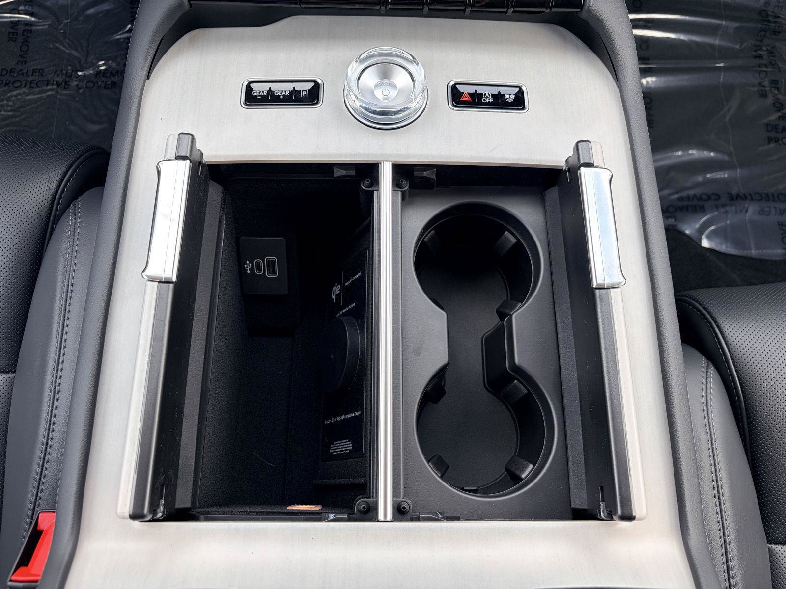 New 2027 Lincoln Navigator Reserve AWD/4WD image 33